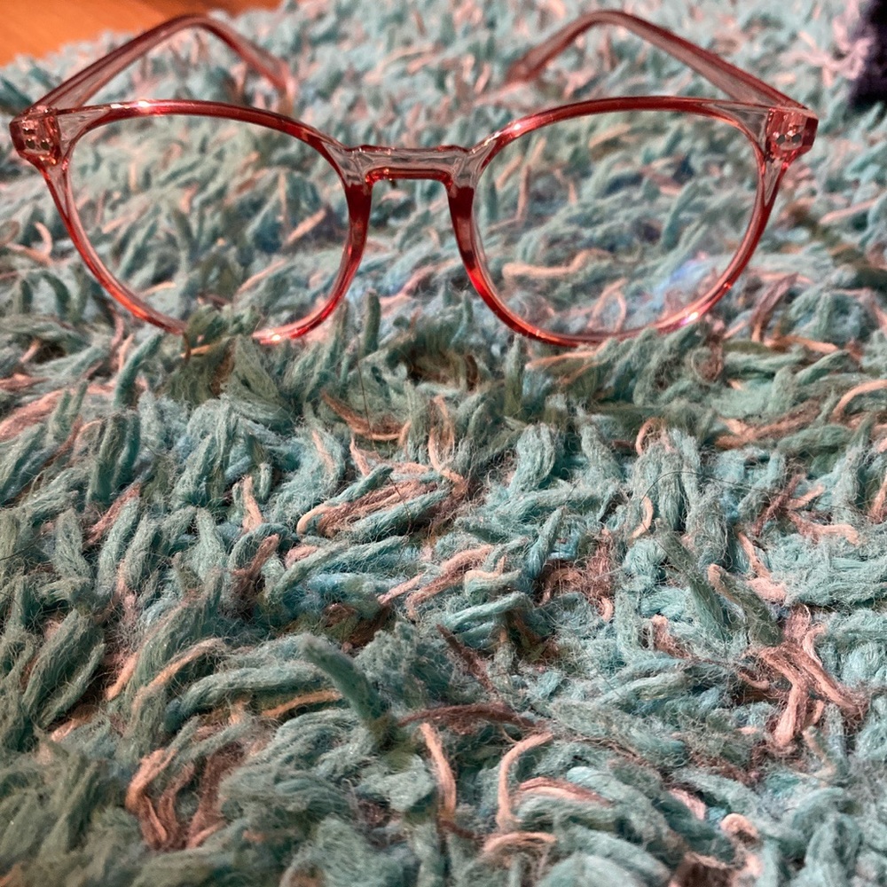 Francesca’s blue light glasses! 💕👓